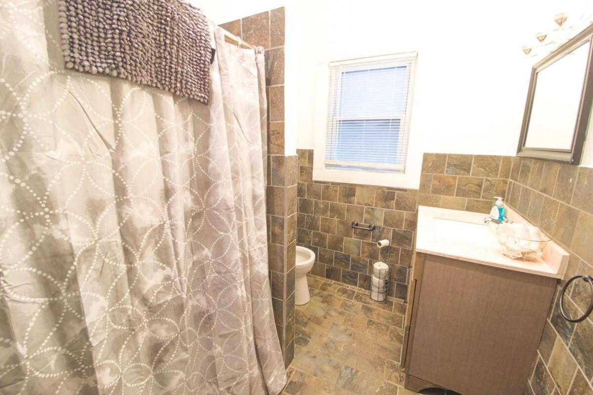 Large 6Br, 2 Bath In Niagara Falls Exterior photo