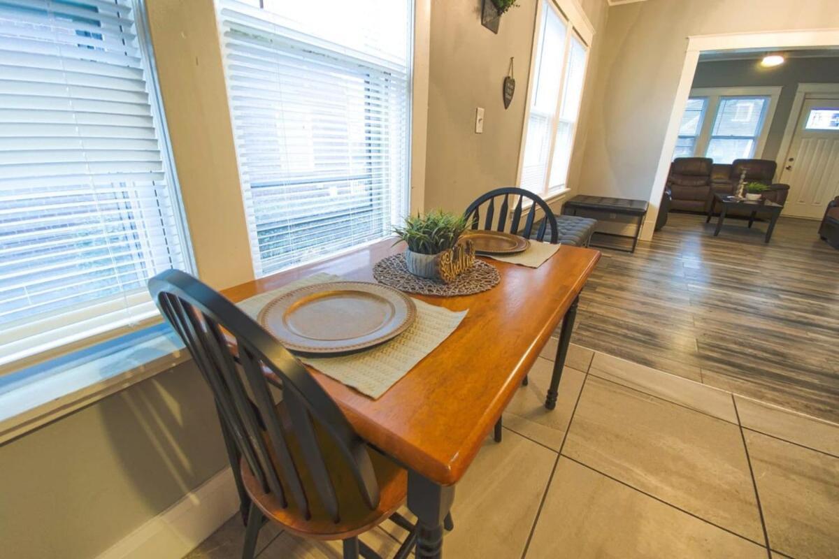 Large 6Br, 2 Bath In Niagara Falls Exterior photo